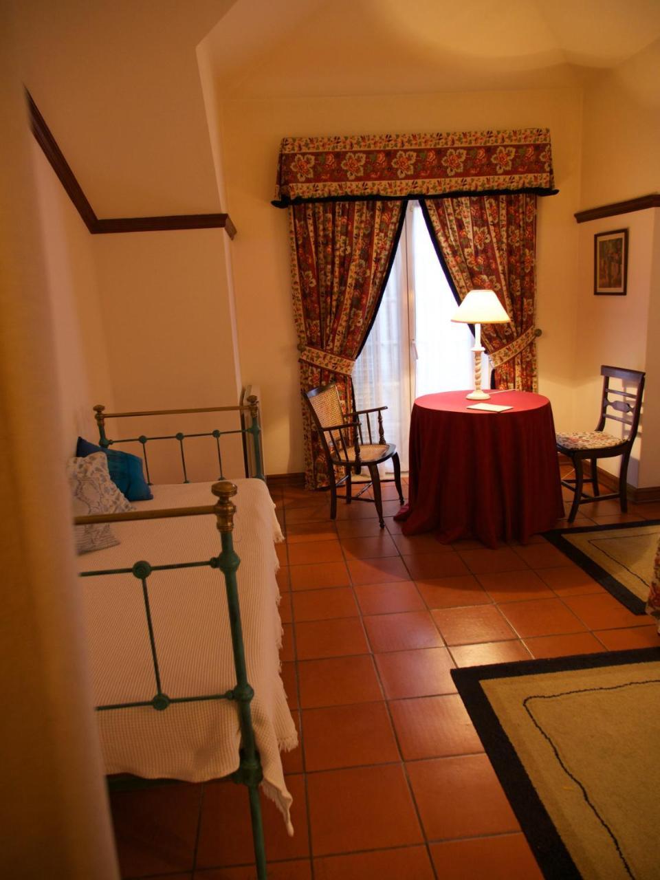Casa Dos Arrabidos Guest House Torres Novas Eksteriør bilde